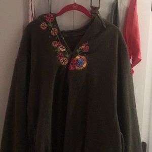 Fleece v-neck floral hoodie